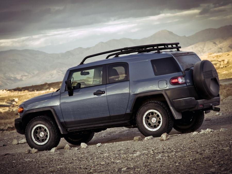  Toyota FJ Cruiser Trail Teams Ultimate Edition 2014 года  (фото 5 из 25)